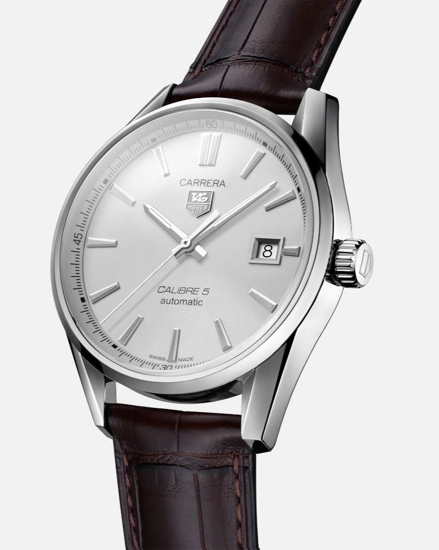 タグ・ホイヤー カレラ ーラグジュアリーウォッチ スティール製 39 mm タグ・ホイヤー カレラ ーラグジュアリーウォッチ スティール製 39 mm
