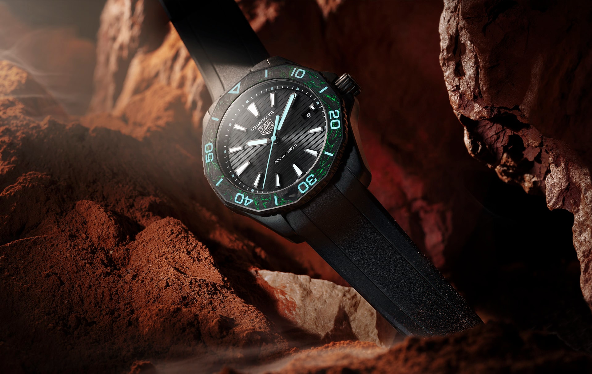 article sur le tag heuer aquaracer professional 200 solargraph