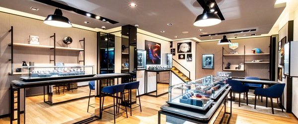 TAG Heuer Boutique 福岡市中央区天神二丁目4-17 810-0001 福岡県