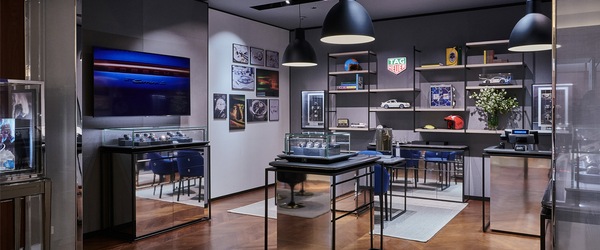 TAG Heuer Boutique 24 Rue de Sèvres Paris