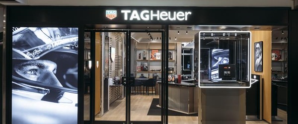 TAG Heuer Boutique Shop 1099, podium level 1 Central