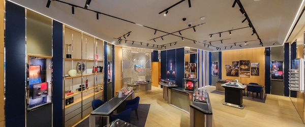 TAG Heuer Boutique U119 Bluewater Shopping Centre DA9 9SS Greenhithe