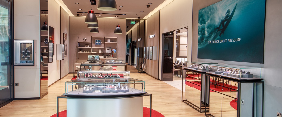TAG HEUER BOUTIQUE TRAFFORD CENTRE Manchester TAG Heuer store locator