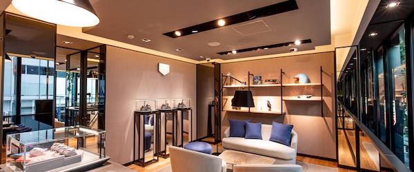 TAG Heuer Boutique 福岡市中央区天神二丁目4-17 810-0001 福岡県