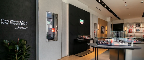 TAG Heuer Boutique 4525 La Jolla Village Drive San Diego