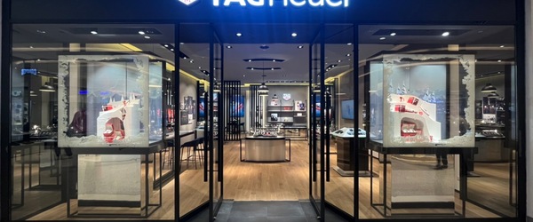 TAG Heuer Boutique 999/9 Rama 1 Road, Pathumwan Bangkok