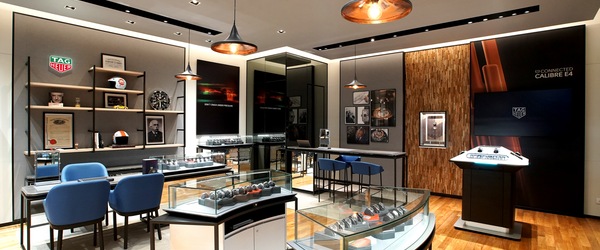 TAG Heuer Boutique Plaza Senayan, Level 1 No.138B, Jl.Asia Afrika No.8 Jakarta