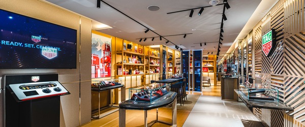 TAG Heuer Boutique 6-chōme-7-16 Ginza 104-0061 東京都