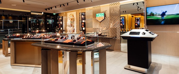 TAG Heuer Boutique 東京都渋谷区神宮前5-8-16 FPG links OMOTESANDO V 150-0001 東京都