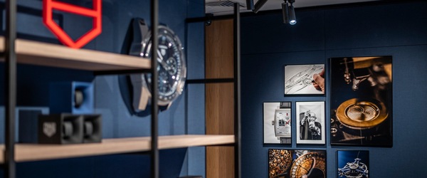 TAG Heuer Boutique Unit 151 Cheshire Oaks Outlet CH65 9JJ Chester
