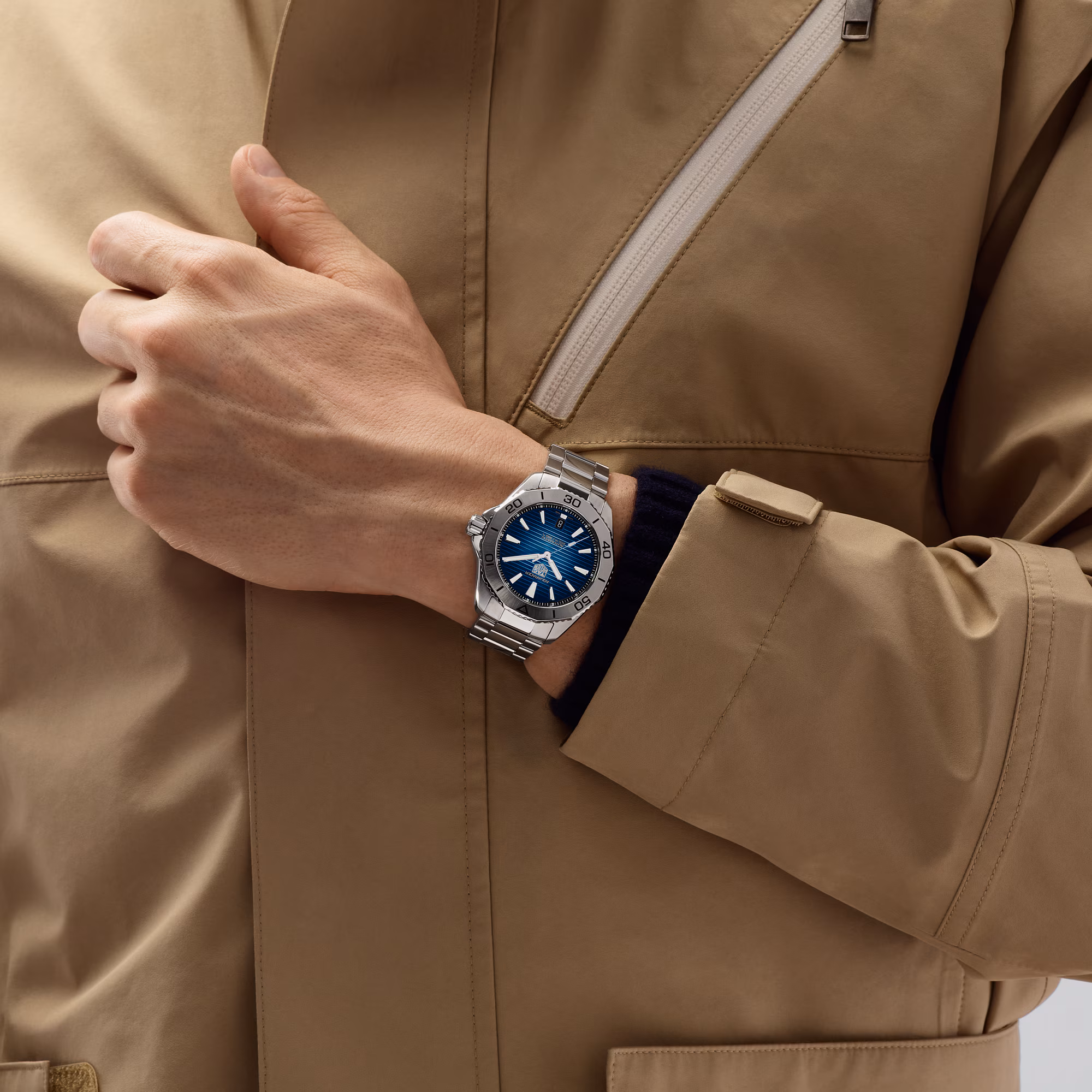 Tag Heuer Aquaracer Professional 200 WBP2111.BA0627 – Orologio Automatico Uomo 40mm, Quadrante Blu, Acciaio, Subacqueo Di Lusso