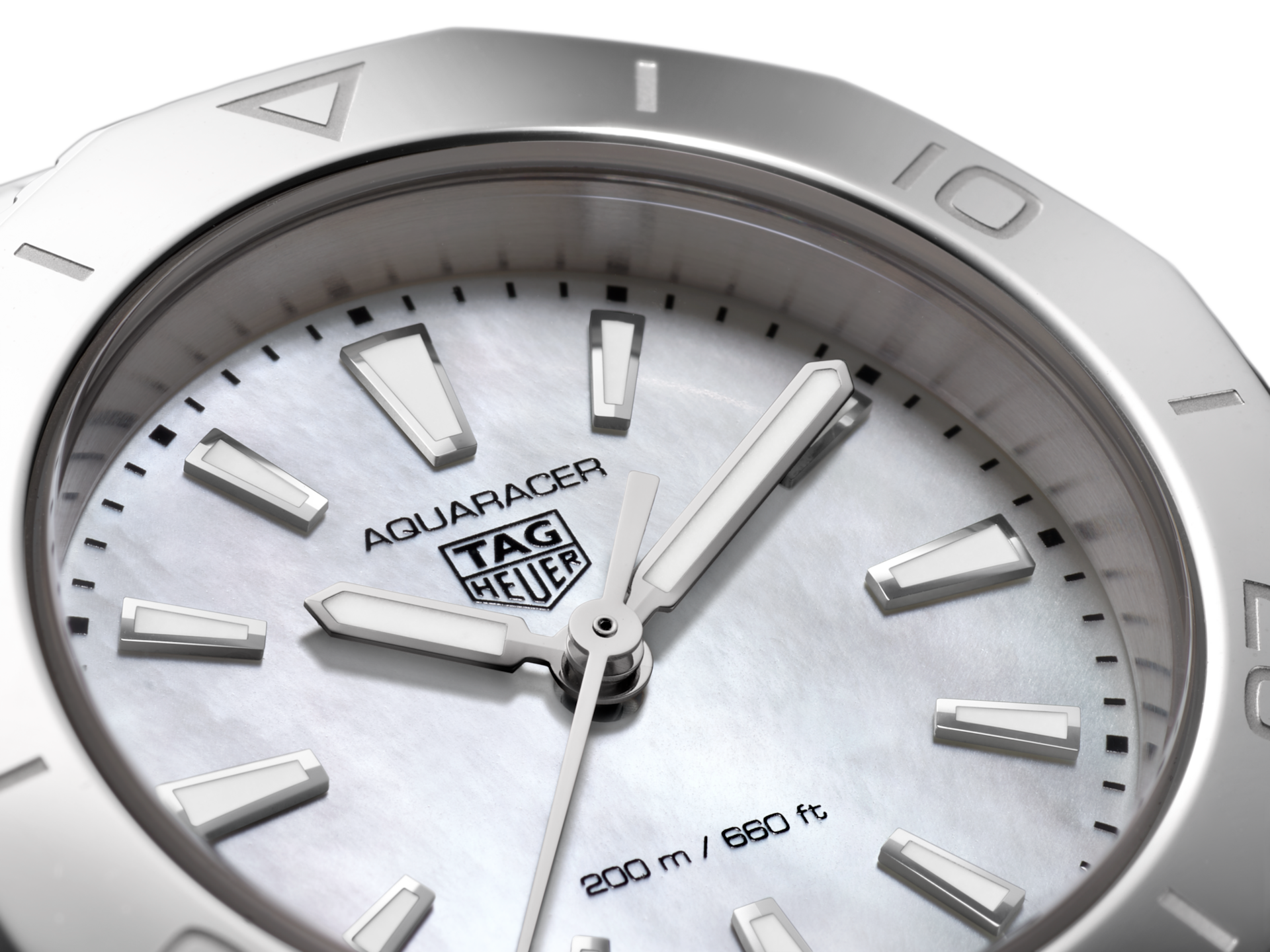 TAG Heuer Aquaracer（竞潜系列） 