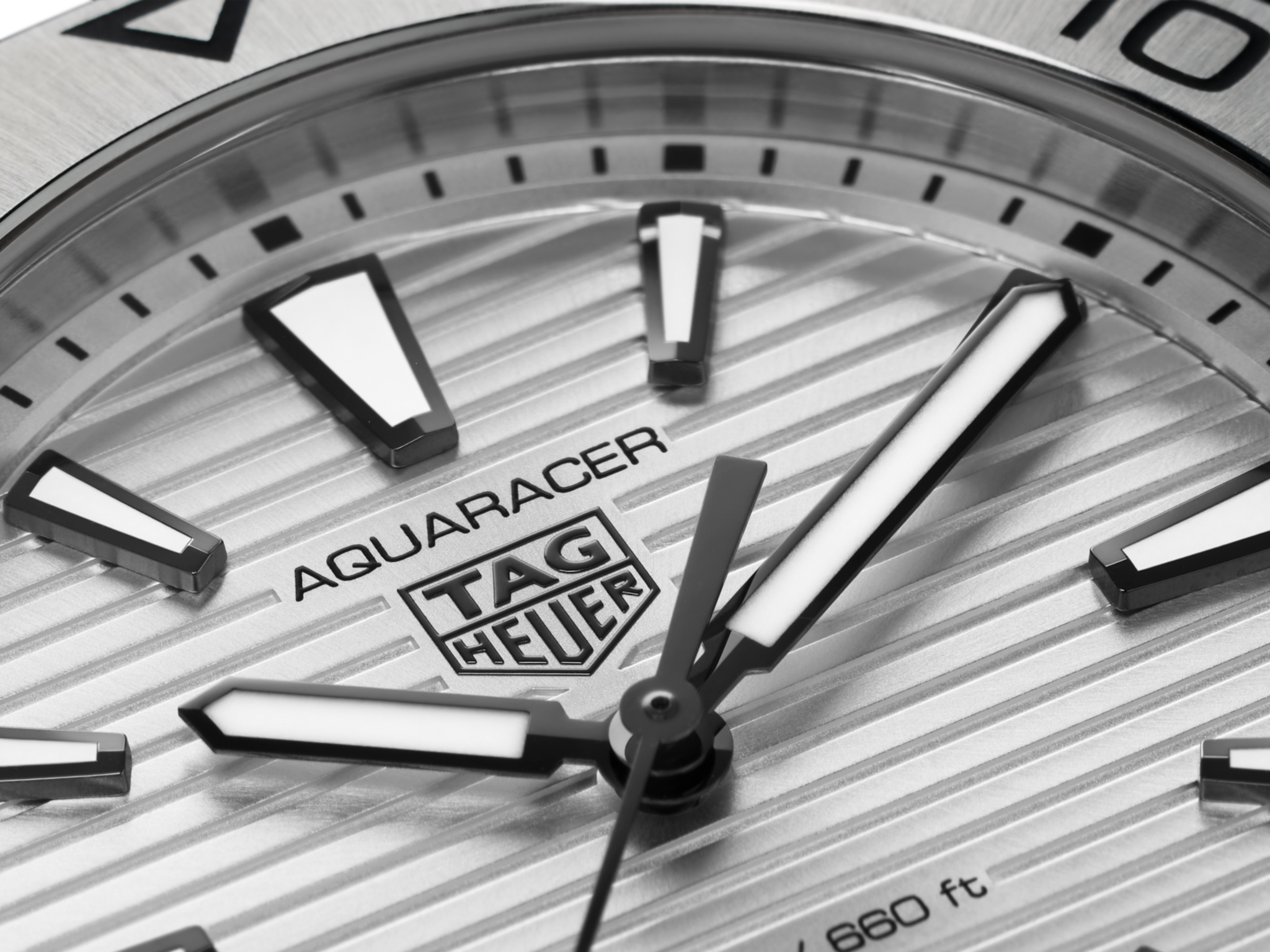 TAG Heuer Aquaracer Professional 200 - 40 mm - WBP1111.BA0627