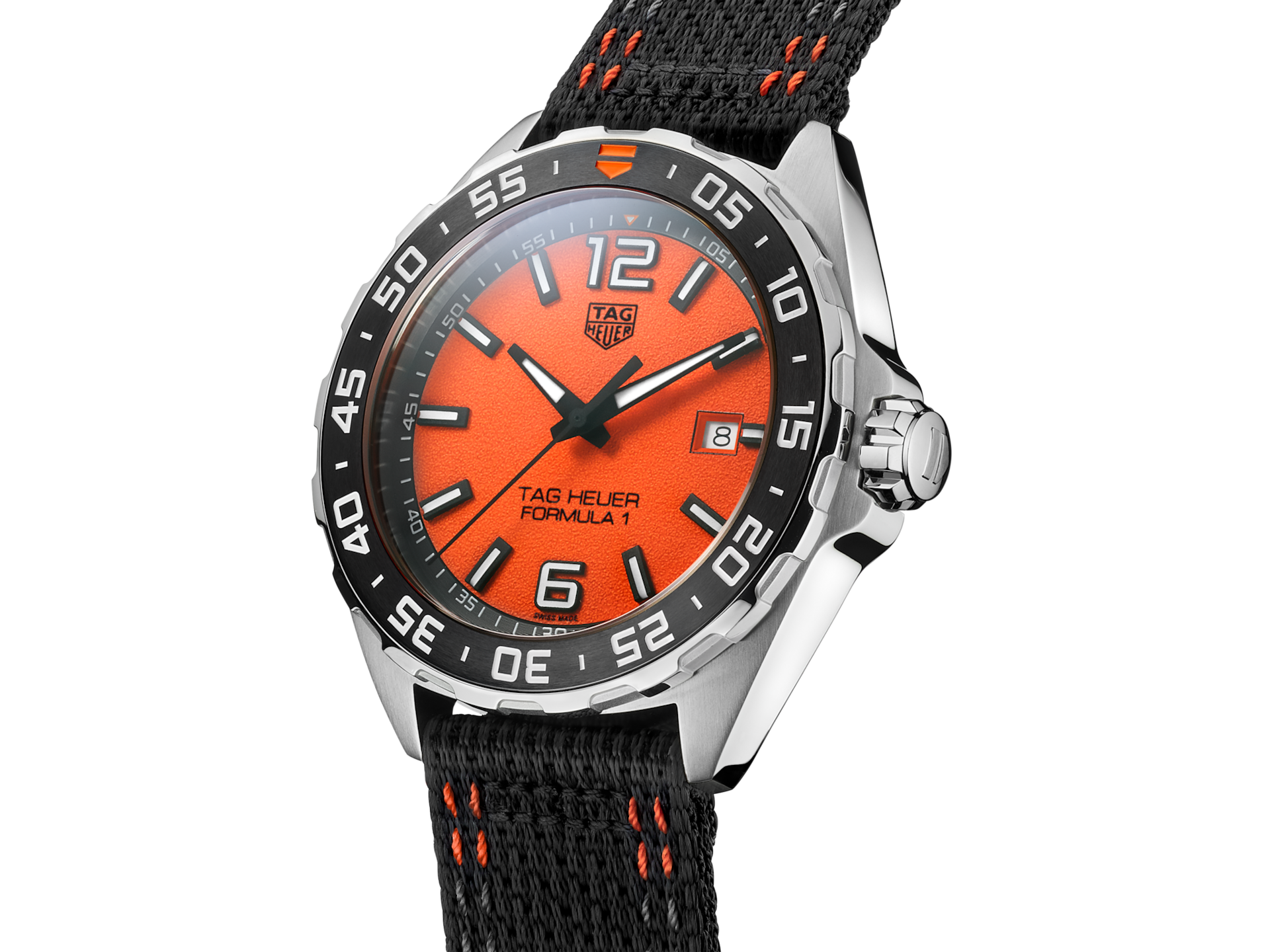 TAG Heuer's new Formula 1 Collection WAZ101A.FC8305_1000