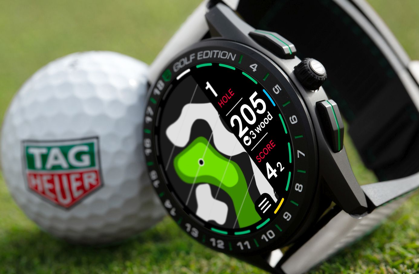 Tag Heuer Connected Golf Edition - 티타늄 케이스 45 Mm - White And Green Rubber  Strap - Sbg8A82.Eb0206