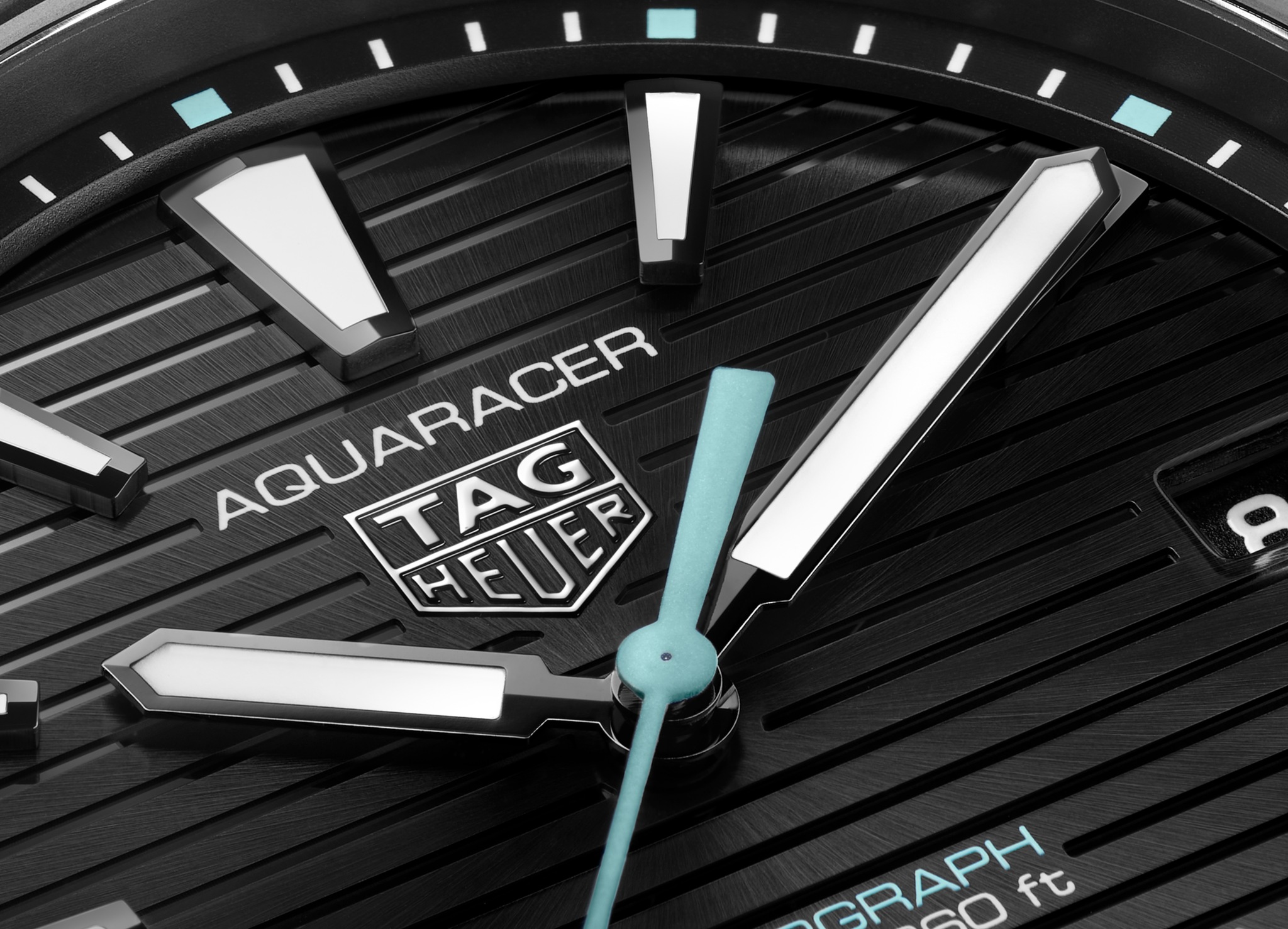 TAG Heuer Aquaracer Professional 200 Solargraph - 40 mm - WBP1112