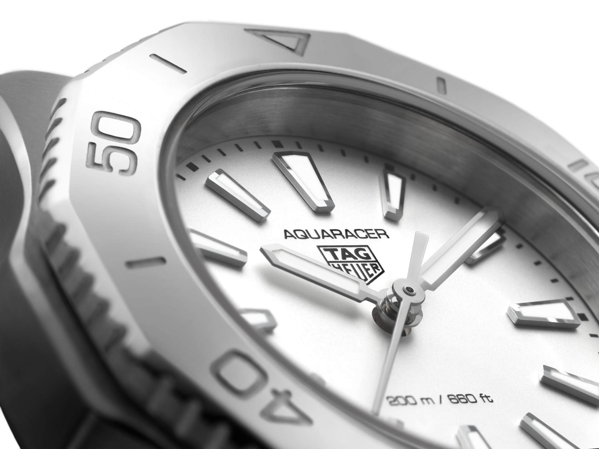 TAG Heuer Aquaracer（竞潜系列） 