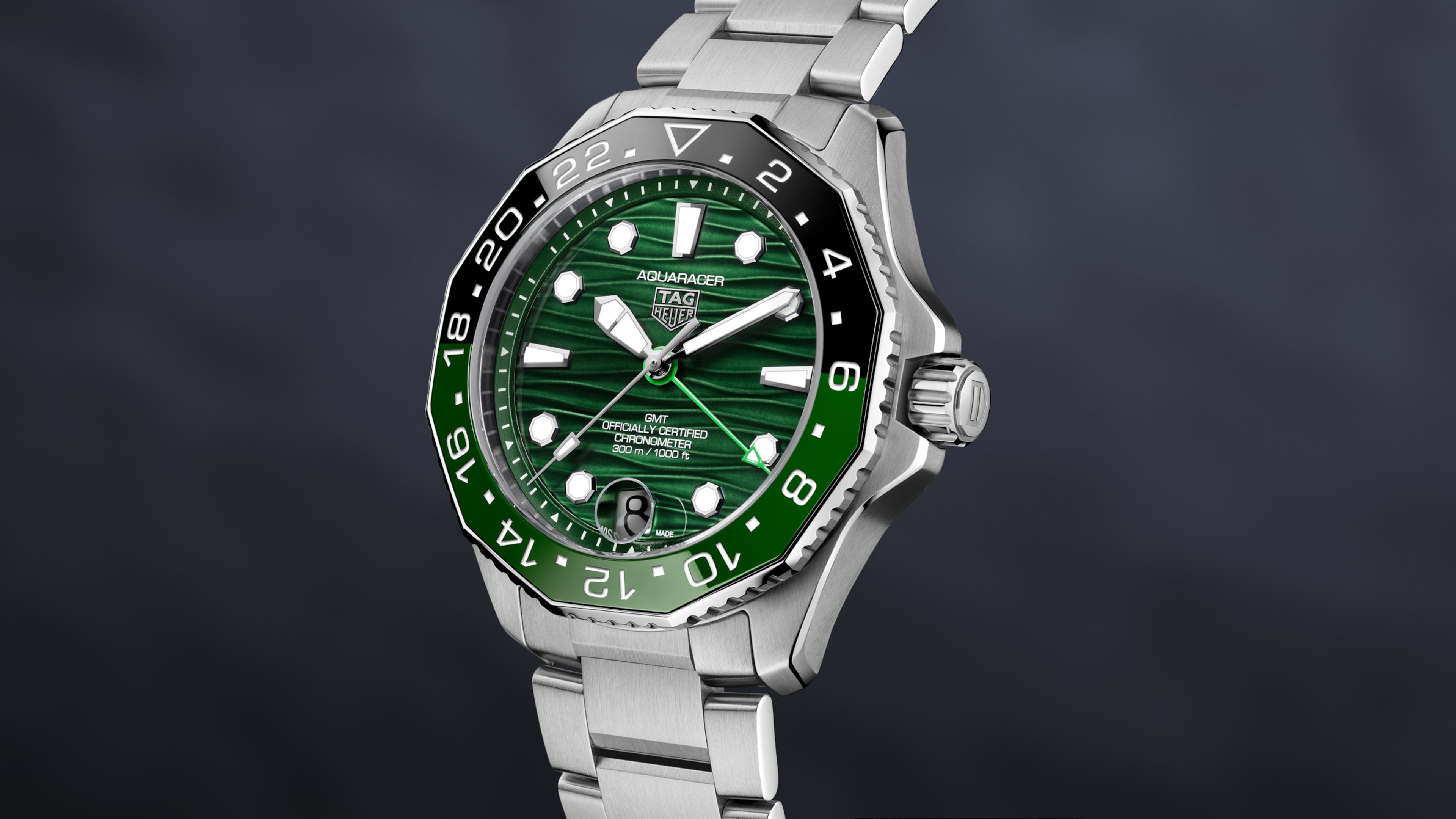 TAG Heuer Aquaracer Professional 300 GMT - Steel - 42 mm | TAG