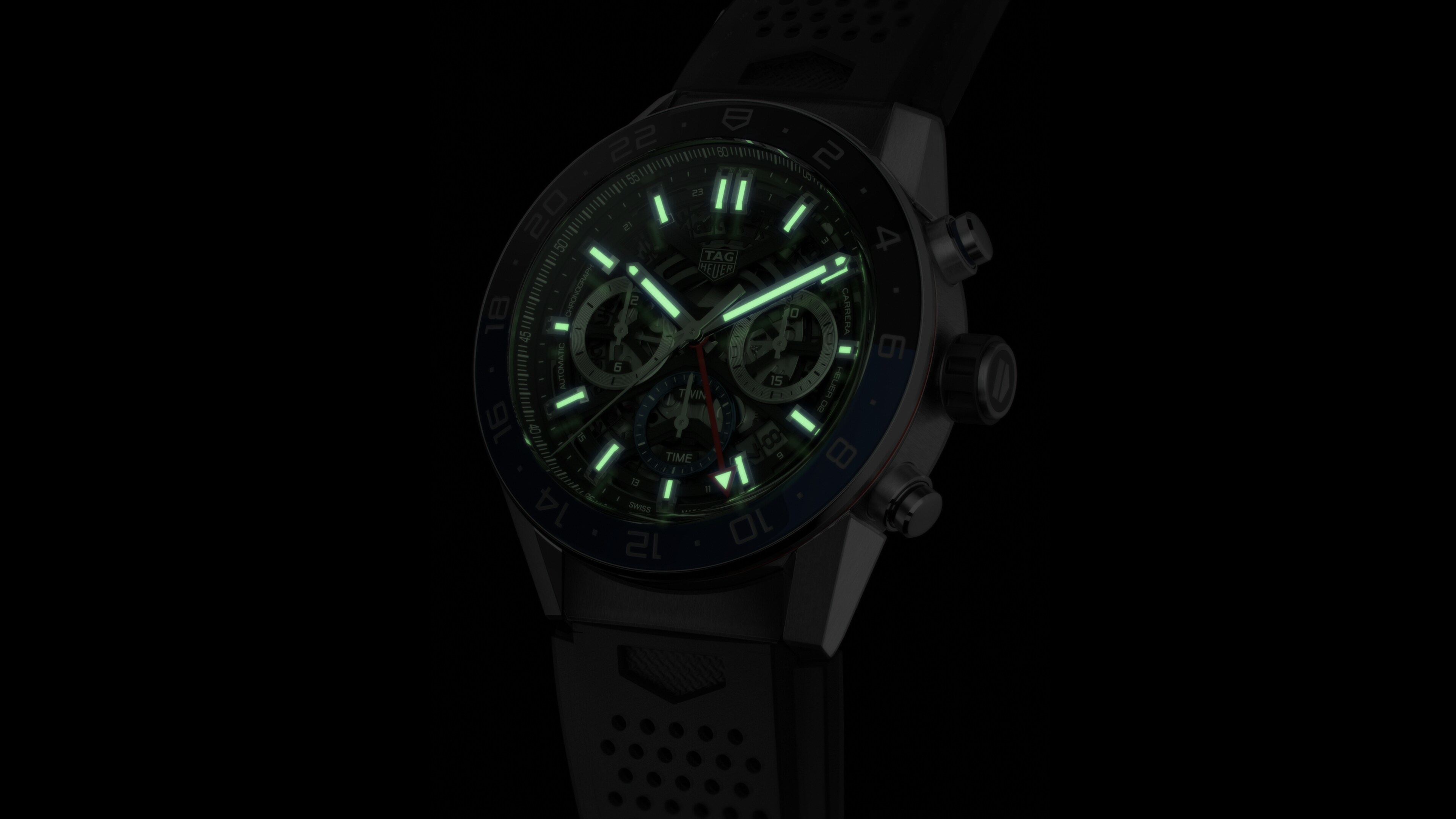 TAG Heuer Carrera Chronograph Twin-Time - 45 mm - CBG2A1Z.FT6157