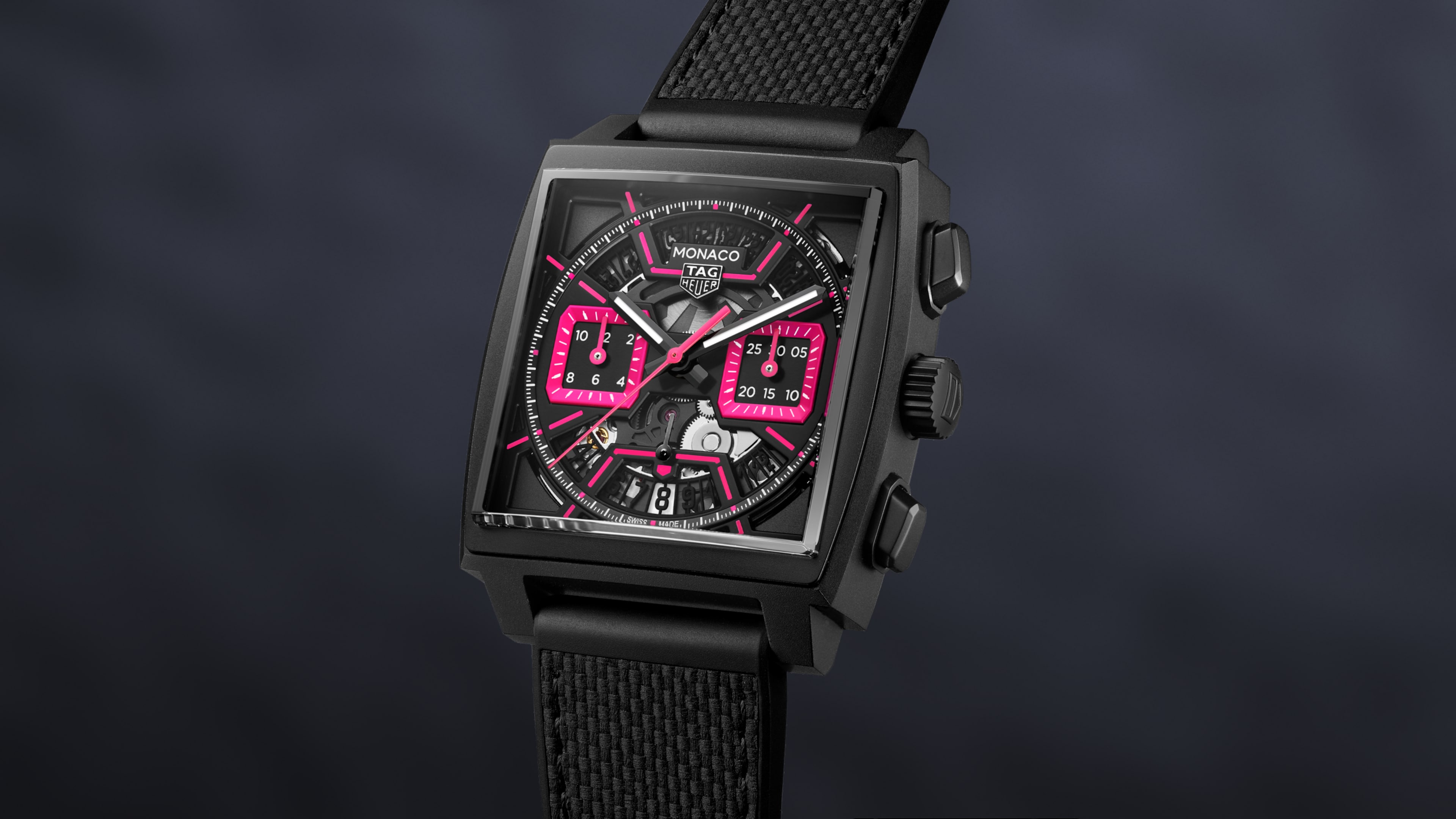 タグ・ホイヤー モナコ ーラグジュアリーウォッチ DLC加工のチタン 39