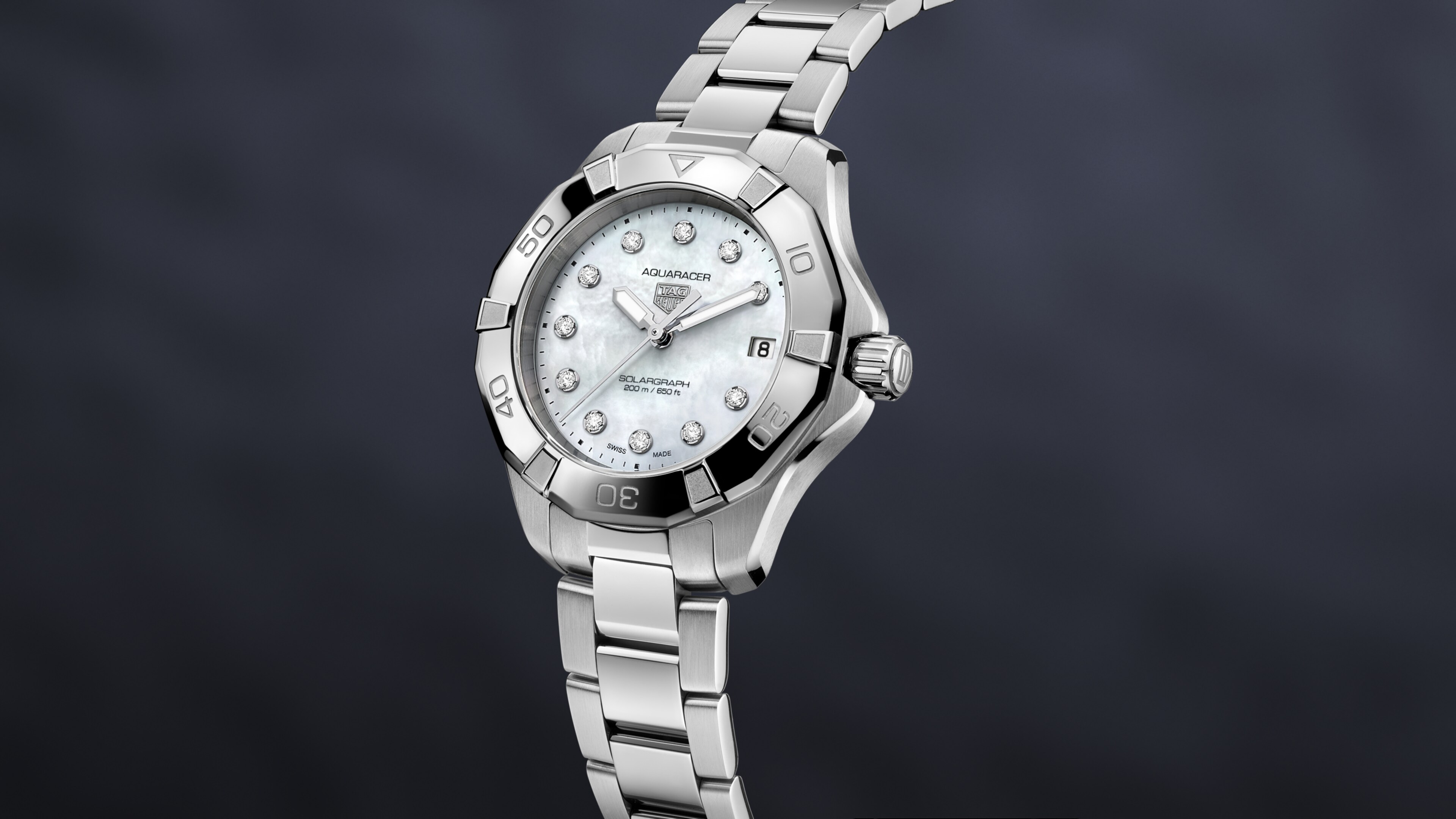 タグ・ホイヤー アクアレーサー プロフェッショナル200 ソーラーグラフ