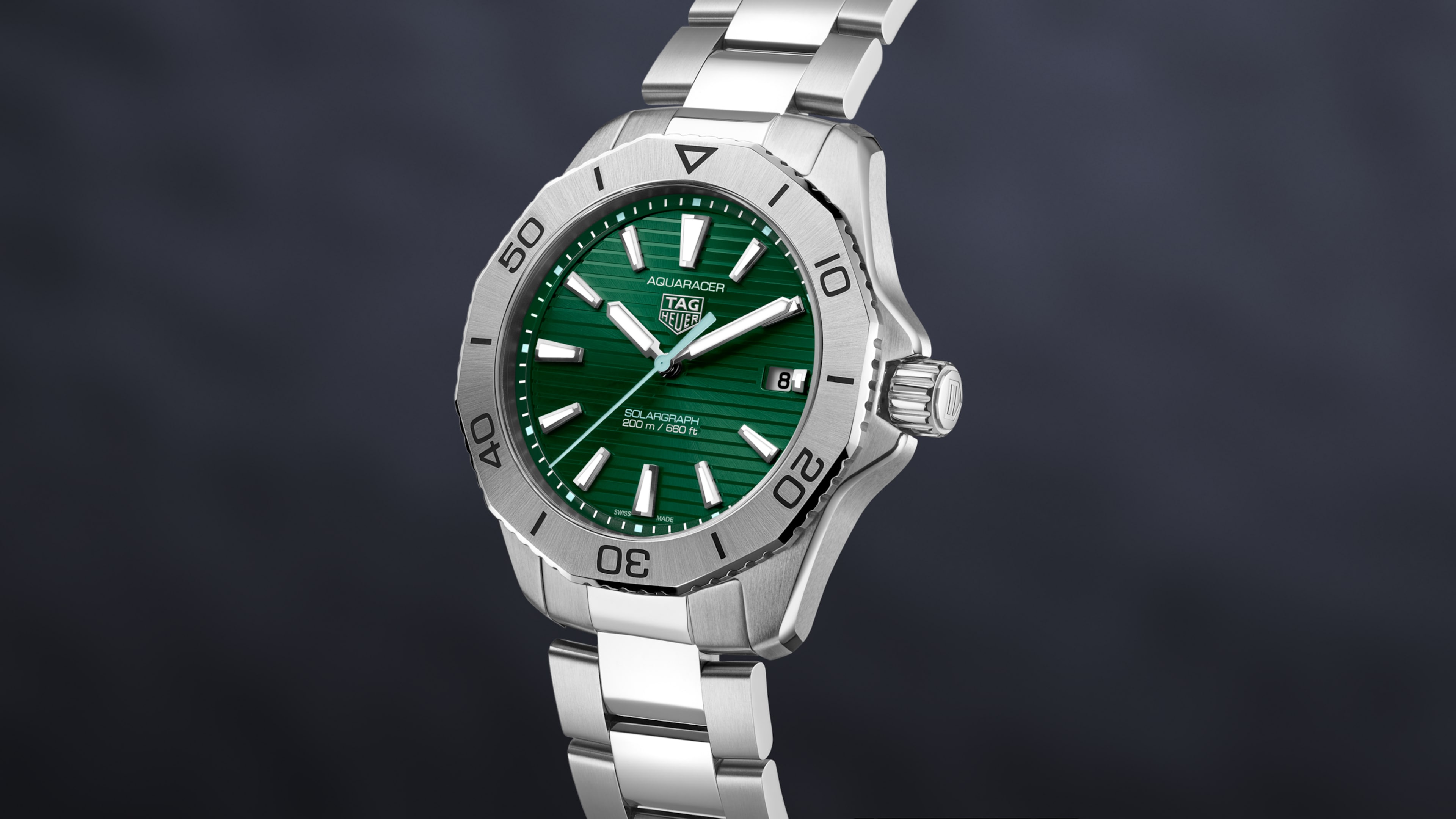 タグ・ホイヤー アクアレーサー プロフェッショナル200 ソーラーグラフ